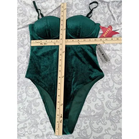 nwt haute monde stretch velvet bodysuit size small - Picture 2 of 5